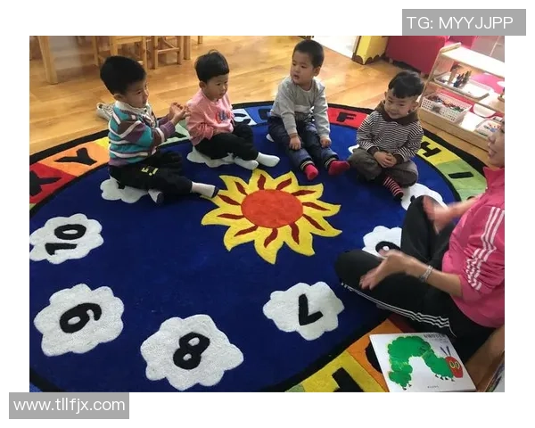 猴子踢足球的趣味赛场探秘与精彩瞬间分享 猴子踢足球的趣味赛场探秘与精彩瞬间分享